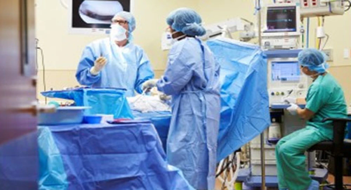 A quick recap of how surgical gowns and other sterile methods came into safeguard the lives of patients and healthcare professionals A quick recap of how surgical gowns and other sterile methods came into safeguard the lives of patients and healthcare professionals